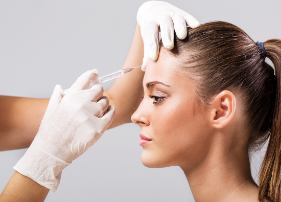 Aplicación de toxina botulinica para espasmo facial, espasticidad, dolor por contractura muscular.